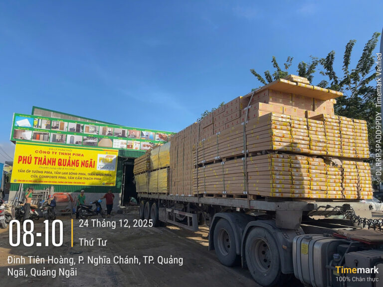 vách ngăn vệ sinh quảng ngãi